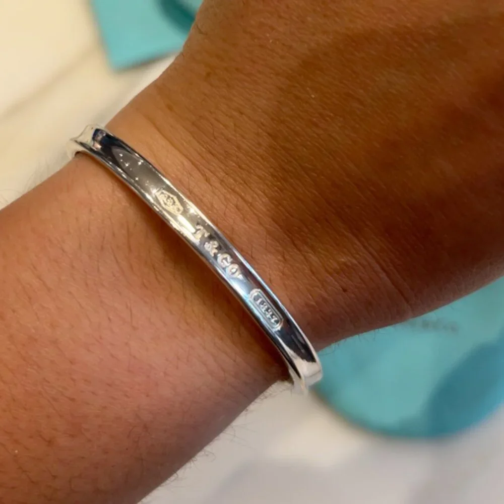 Tiffany & Co. reposhing this